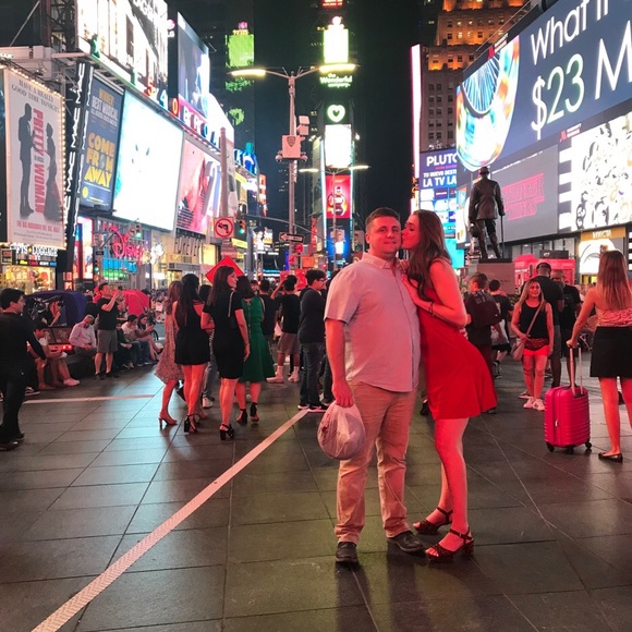 Meet your Posher, Taylor - Picture 4 of 5